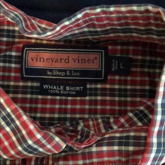 Vineyard Vines Button Down - Picture 4 of 6